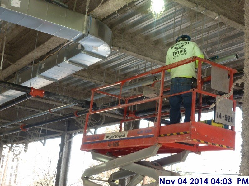 Installing sprinkler piping at the 1st floor Facing South-East (800x600)